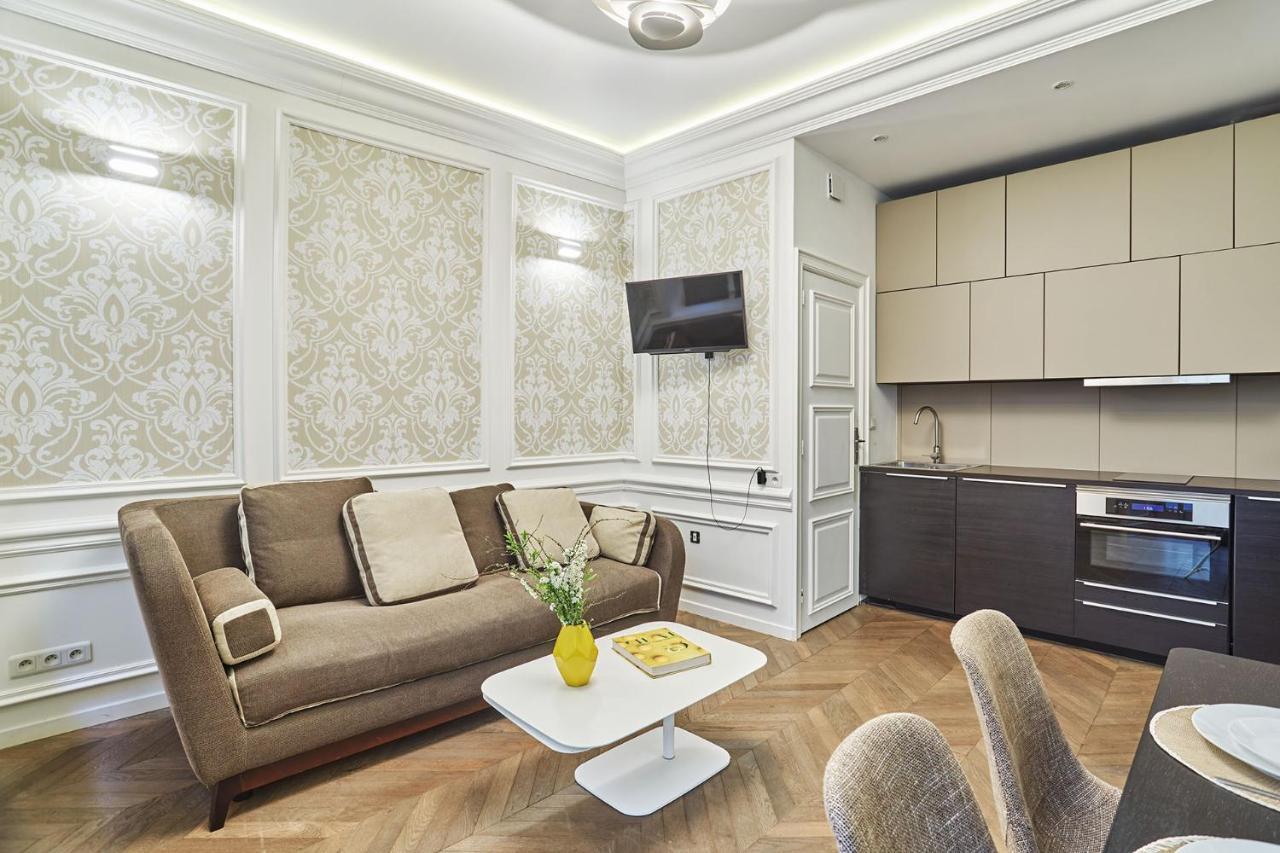Apartment Louvre Museum By Studio Prestige Párizs Kültér fotó